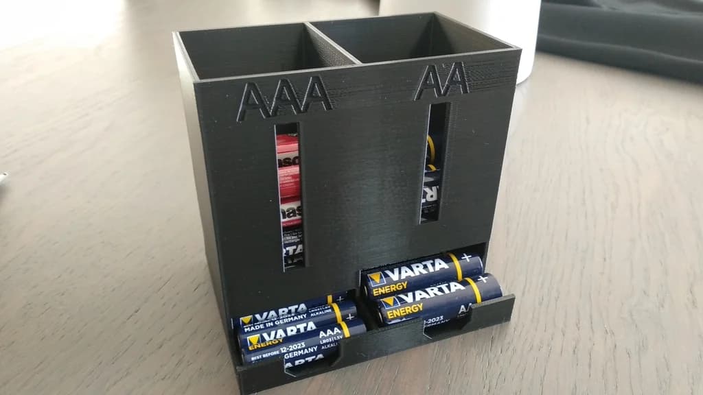 Держатель батареек — фото 1